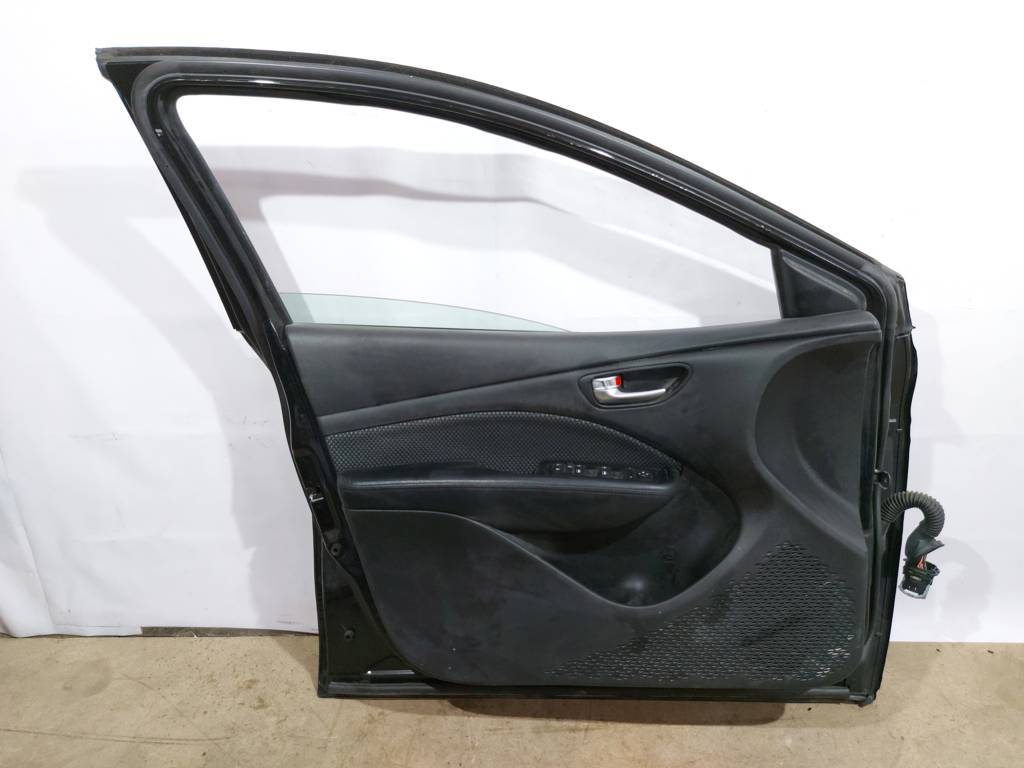 Dart Дверь передняя левая Dodge Dart 2012-2016 68158725AD Dodge Dart 42