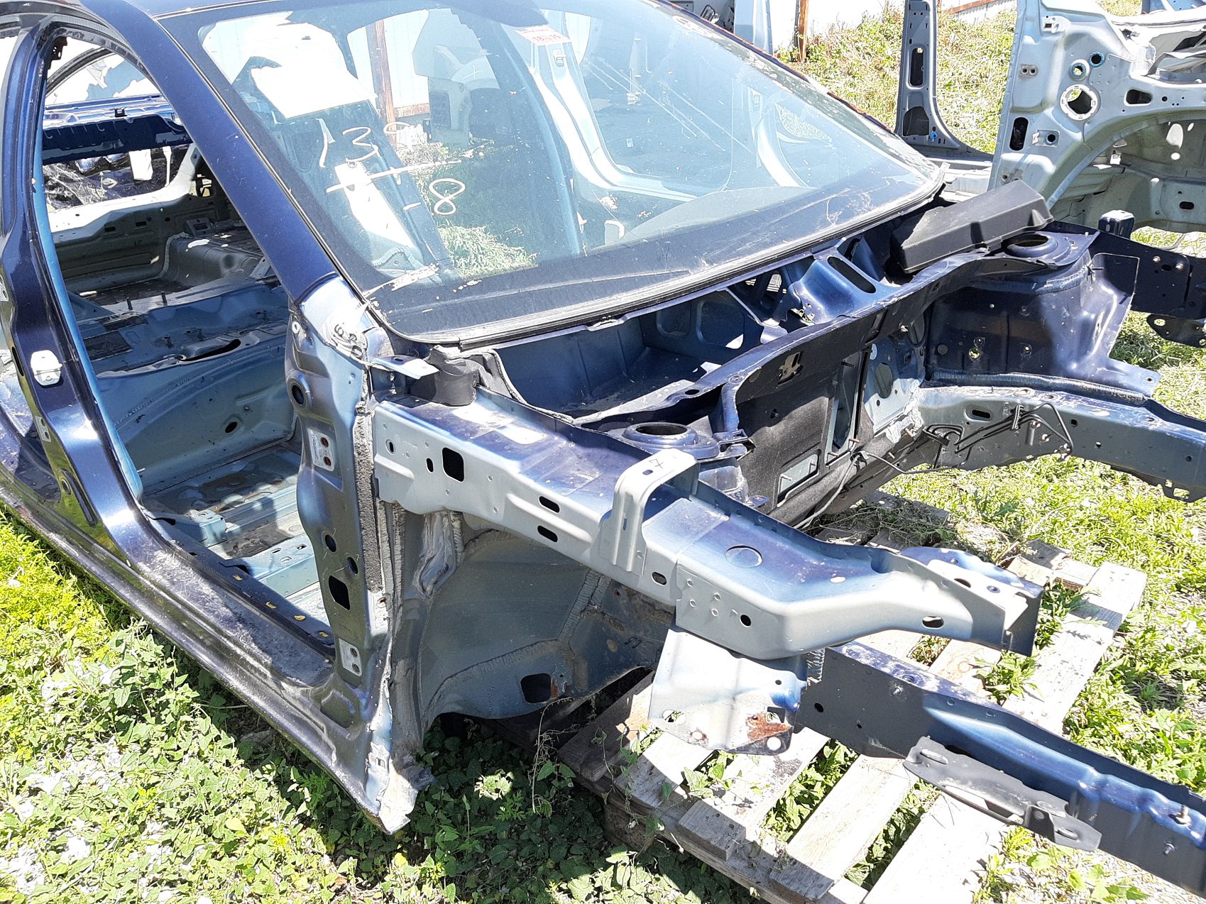 Dart Кузов голий (можна різати) Dodge Dart 2015 68232646AA Dodge Dart 6