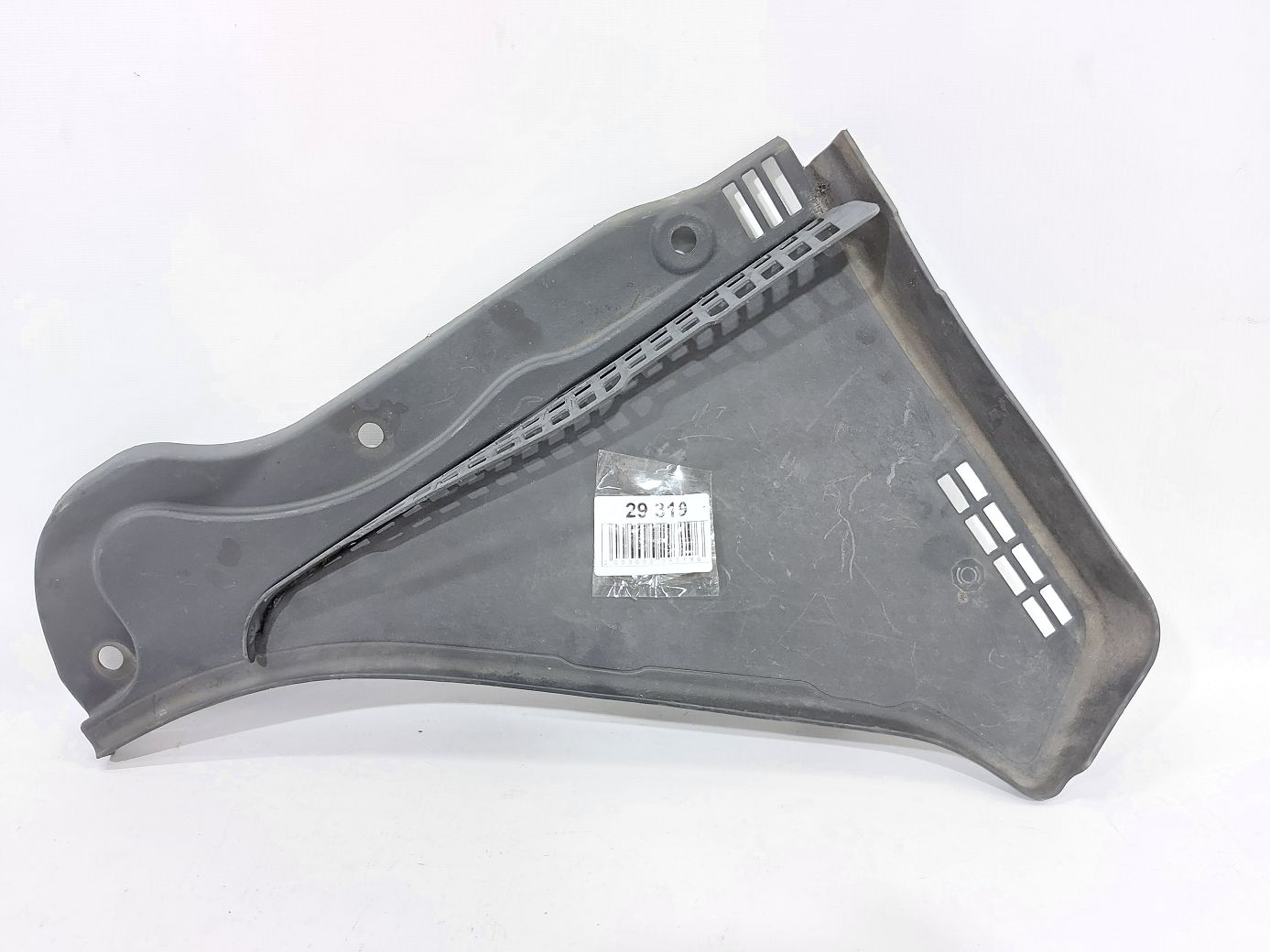 5 series. Накладка водостока под лобовое стекло боковая левая BMW 5 series 2011-2019 51717216977 BMW 5 series