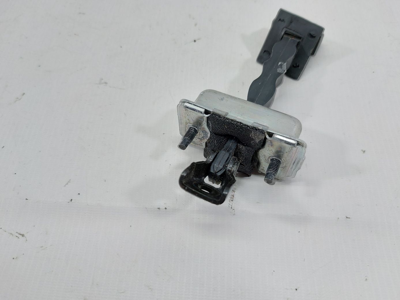 Ats Обмежувач дверей передньої лівої Cadillac ATS 2013-2018 84910633 Cadillac ATS 3 Ats Обмежувач дверей передньої лівої Cadillac ATS 2013-2018 84910633 Cadillac ATS 3