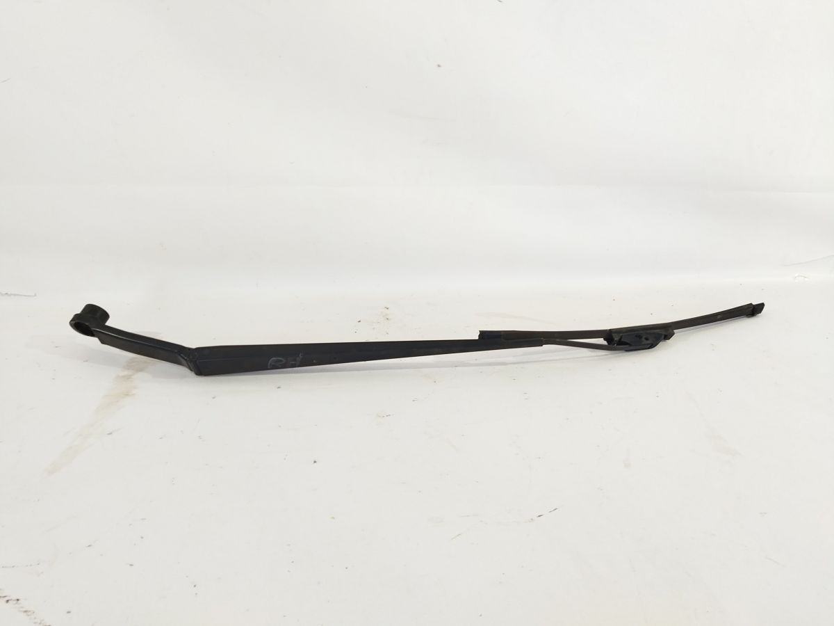 Forester. Важіль склоочисника переднього правий Subaru Forester 2014-2018 86532SG160 Subaru Forester