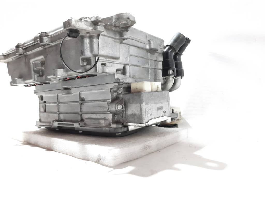 Fusion hybrid Інвертор електродвигуна із бачком Ford Fusion Hybrid 2013-2019 GG9Z7B012ABNP Ford Fusion Hybrid 2