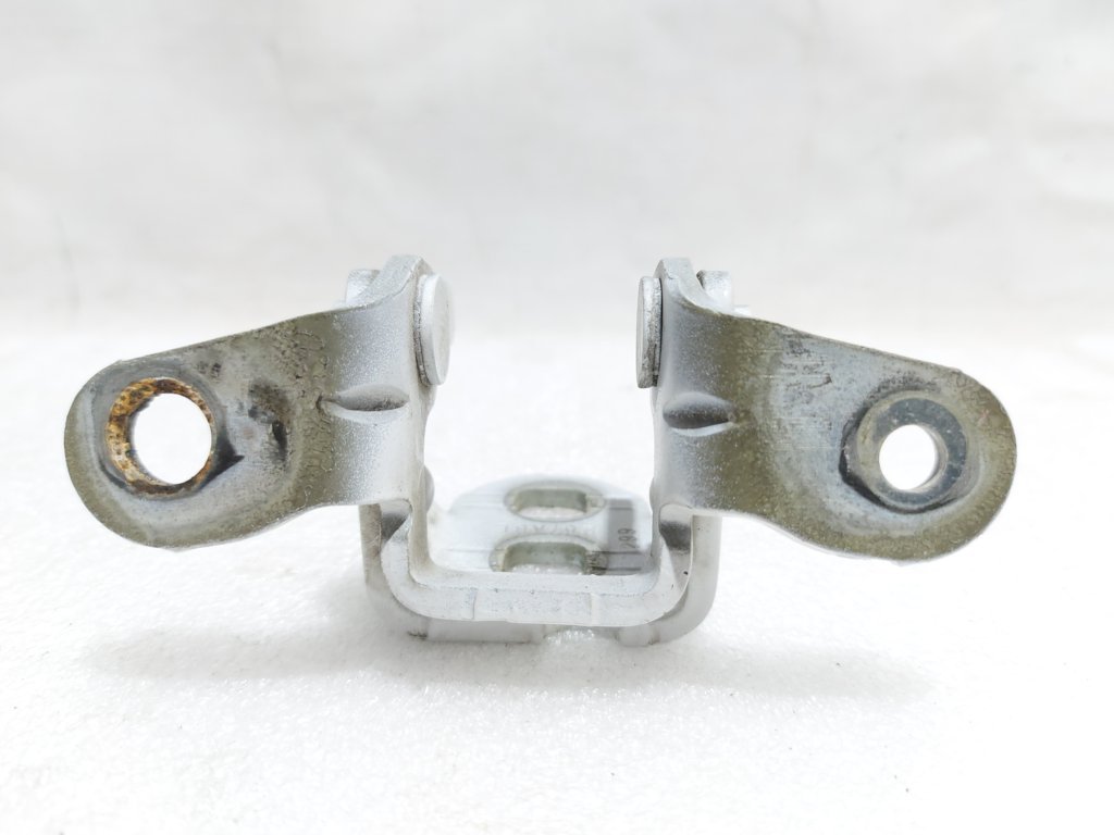 Patriot Петля дверей передньої/задньої лівої верхня Jeep Patriot 2007-2017 5074257AB Jeep Patriot 37