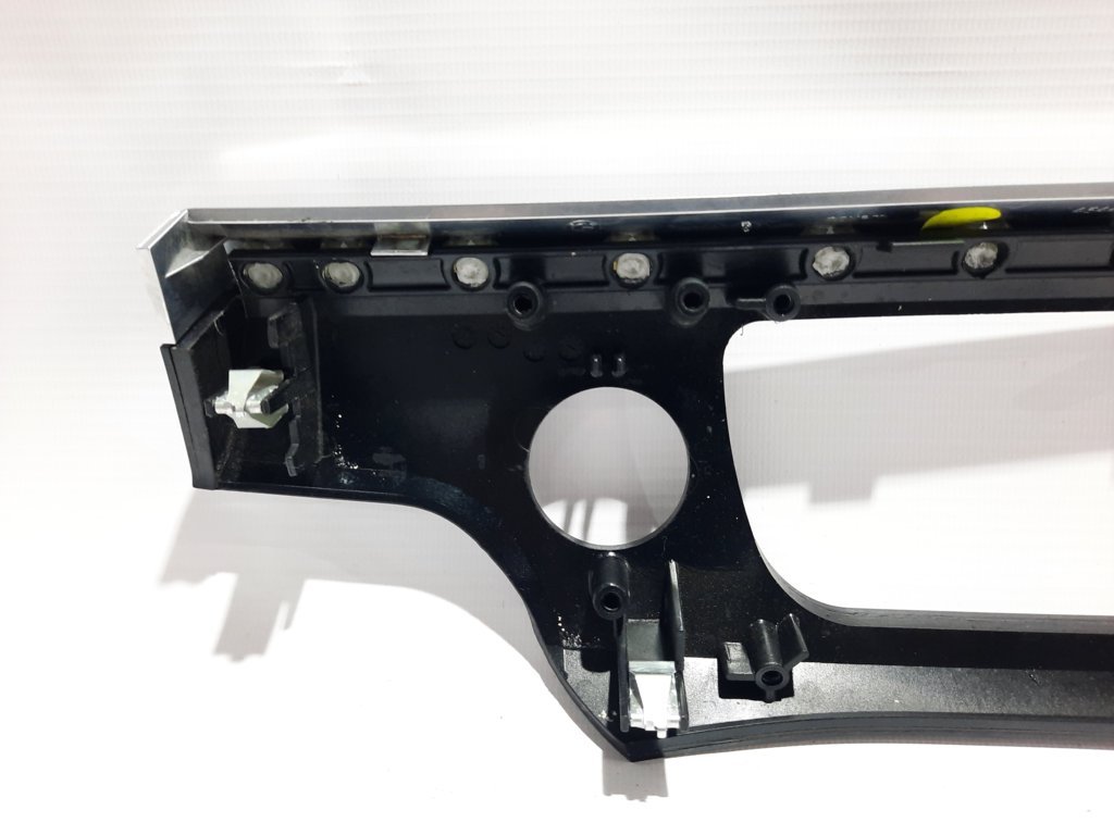 7 series Накладка панелі приладів (декор) BMW 7 2012 9192351 BMW 7 4 7 series Накладка панелі приладів (декор) BMW 7 2012 9192351 BMW 7 4