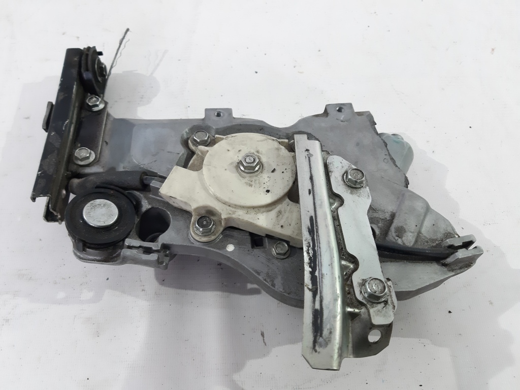 Gtr-1400 Моторчик регулятора лобового скла Kawasaki GTR-1400 2010 550360009 Kawasaki GTR-1400 2