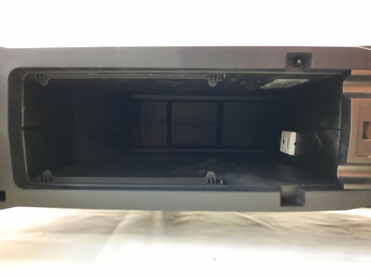 Equinox Консоль центральная Chevrolet Equinox 2015 23216797 Chevrolet Equinox 14