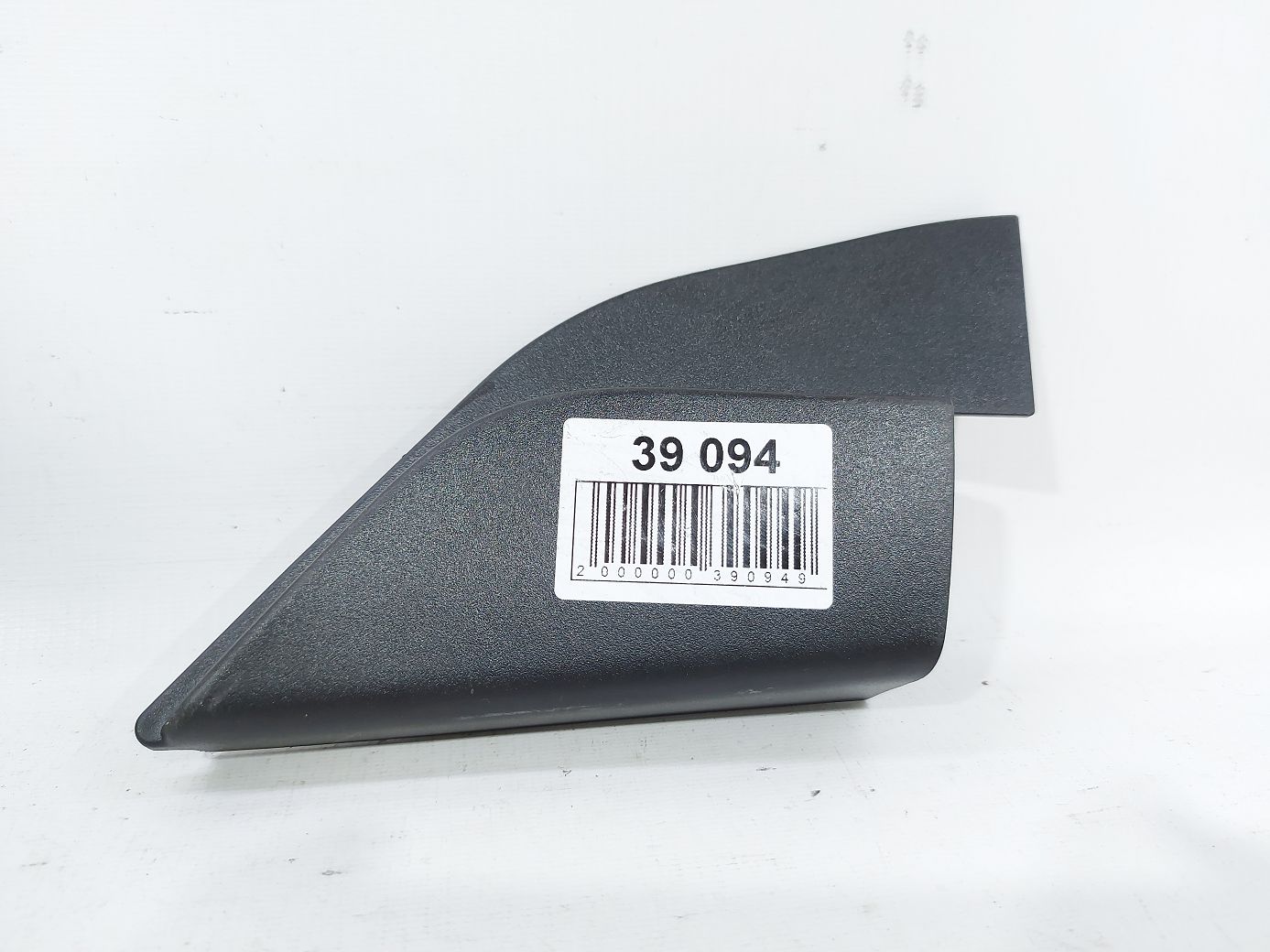Versa. Кутник дверей передньої лівої внутрішній Nissan Versa 2012-2019 802933BA0A Nissan Versa