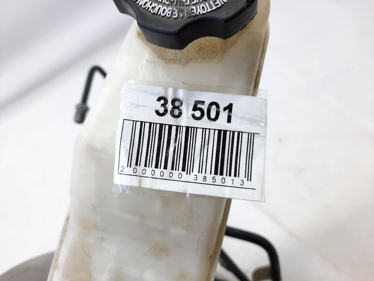 Malibu Головний гальмівний циліндр Chevrolet Malibu 2016-2021 84118574 Chevrolet Malibu 12