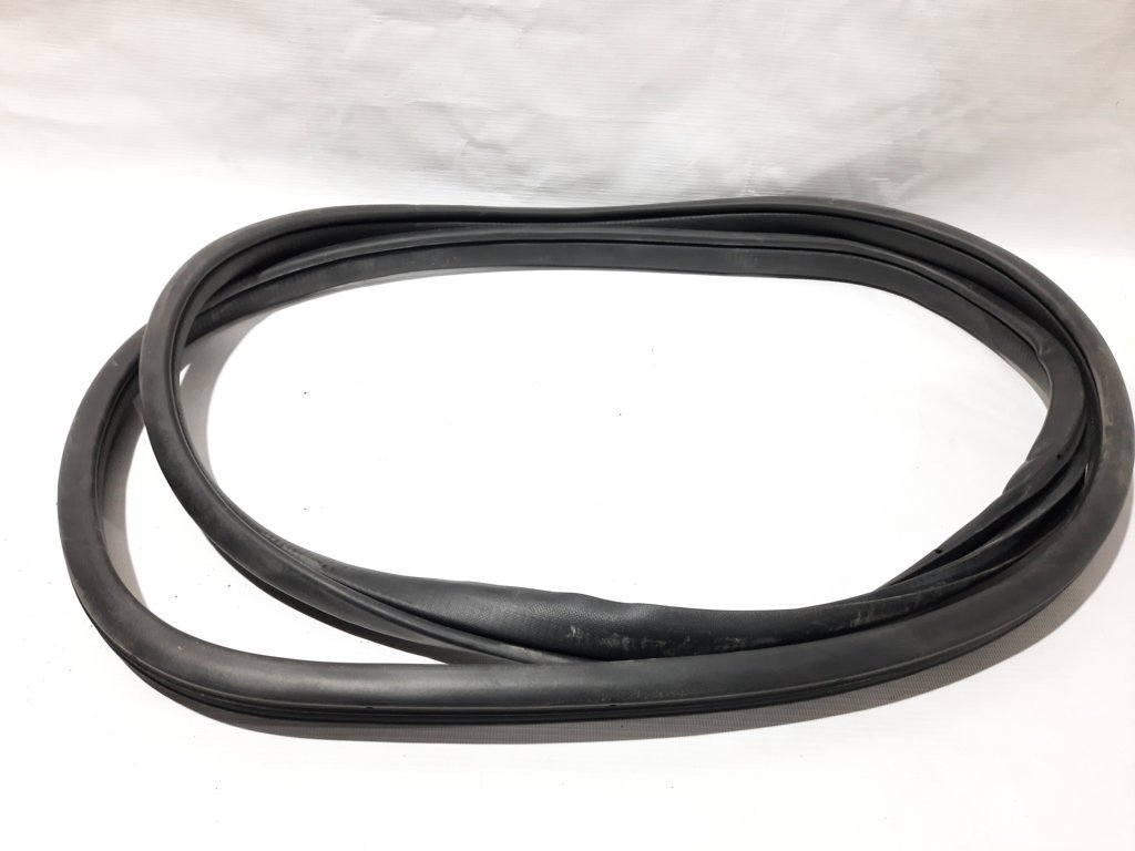 6 Уплотнитель двери задней правой Mazda 6 2014-2017 GHK172760B Mazda 6 5