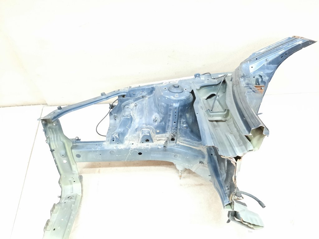 Cadenza Чверть передня права R4 Kia CADENZA 2014-2016 645023R500 Kia CADENZA 6