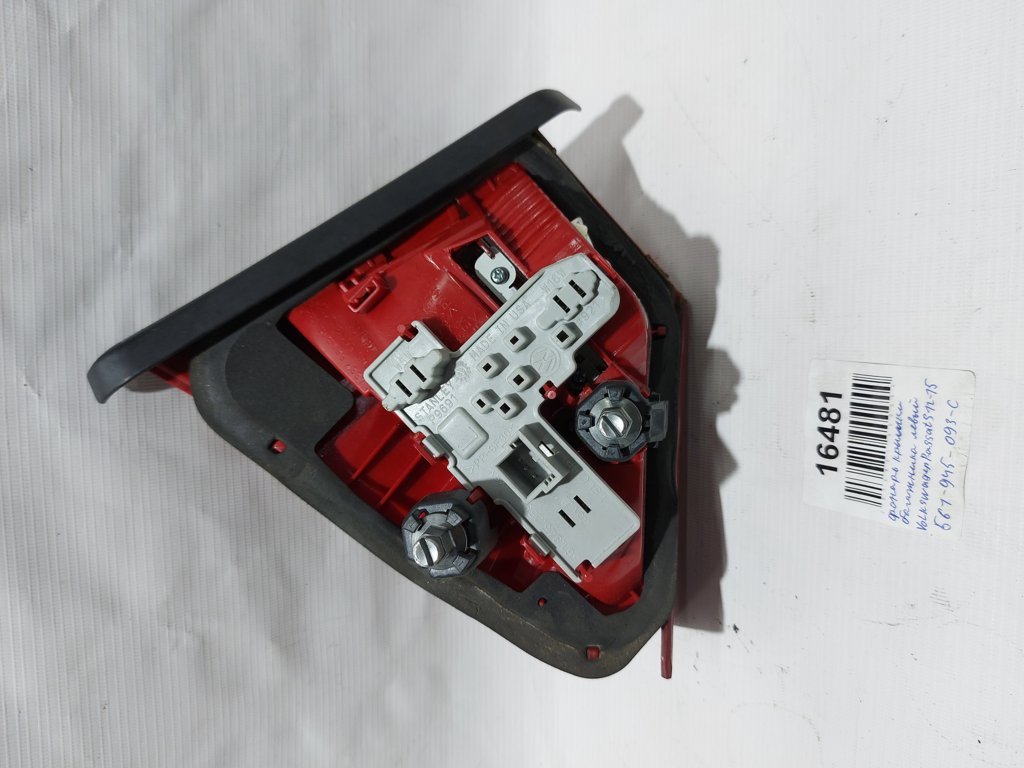 Passat s Фонарь крышки багажника левый Volkswagen Passat S 2012-2015 561945093C Volkswagen Passat S 4