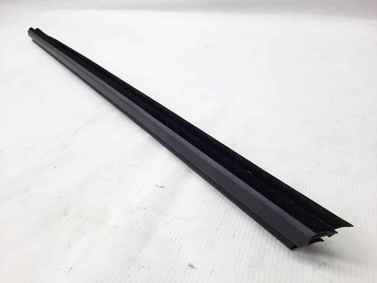 Journey Уплотнитель стекла внутренний двери передней левой Dodge Journey 2011-2020 5076875AC Dodge Journey 4