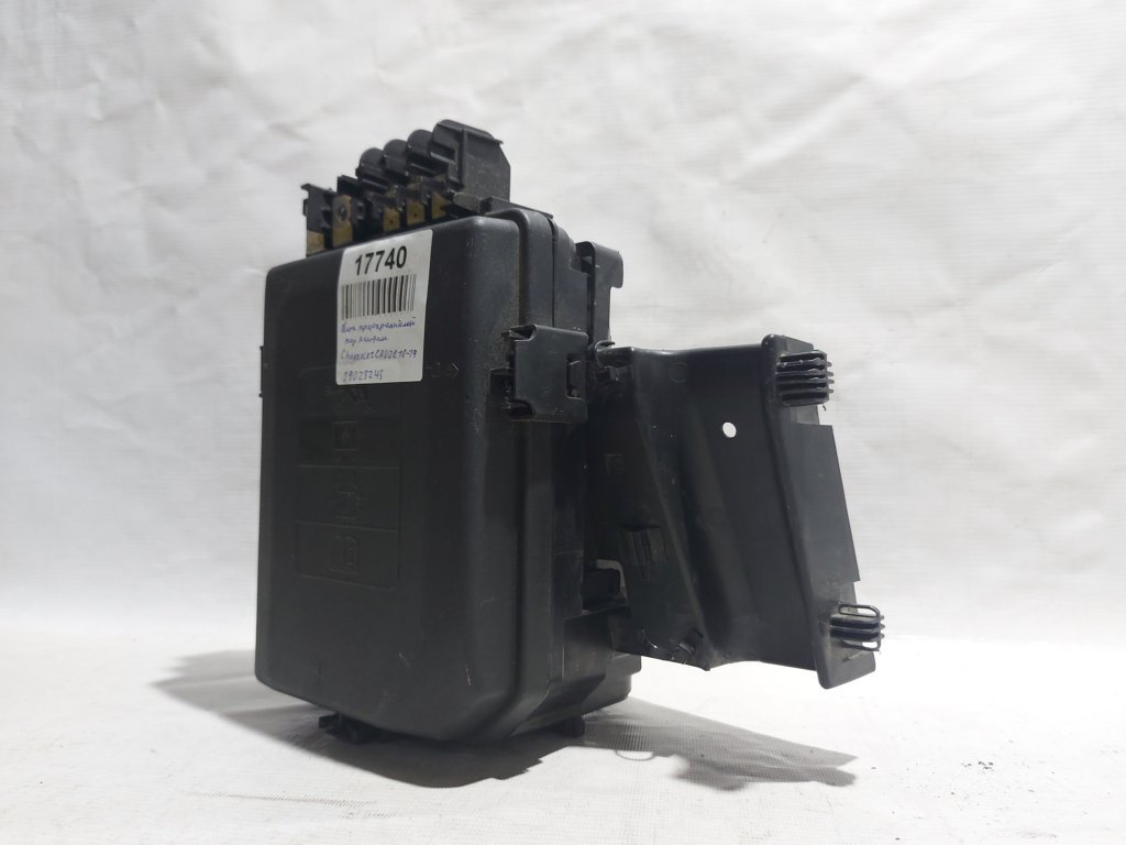 Cruze Блок запобіжників під капотом Chevrolet Cruze 2016-2019 39023243 Chevrolet Cruze 3