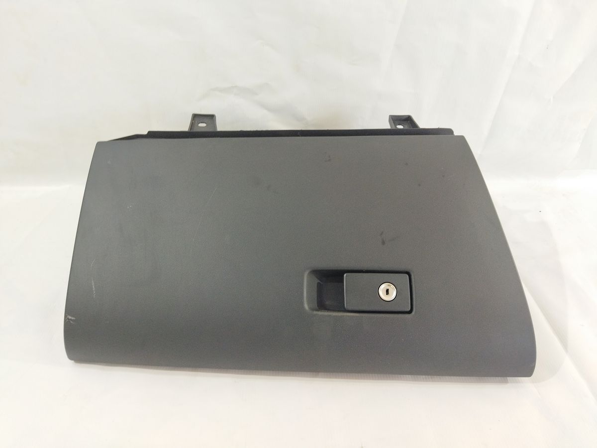S60 Бардачок Volvo S60 2012-2017 8630202 Volvo S60 1