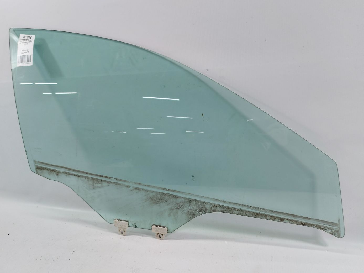 Altima. Скло дверей передньої правої Nissan Altima 2013-2018 803009HT0A Nissan Altima