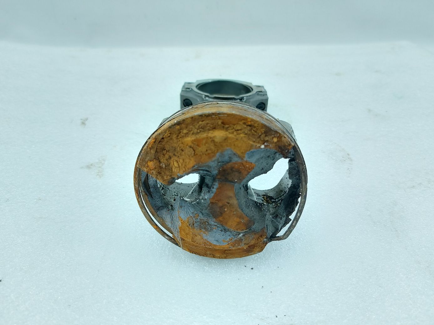 Товари з дефектами Шатун із поршнем (поршня брак) Kia CADENZA 2014-2020 235103L100 Kia CADENZA 3