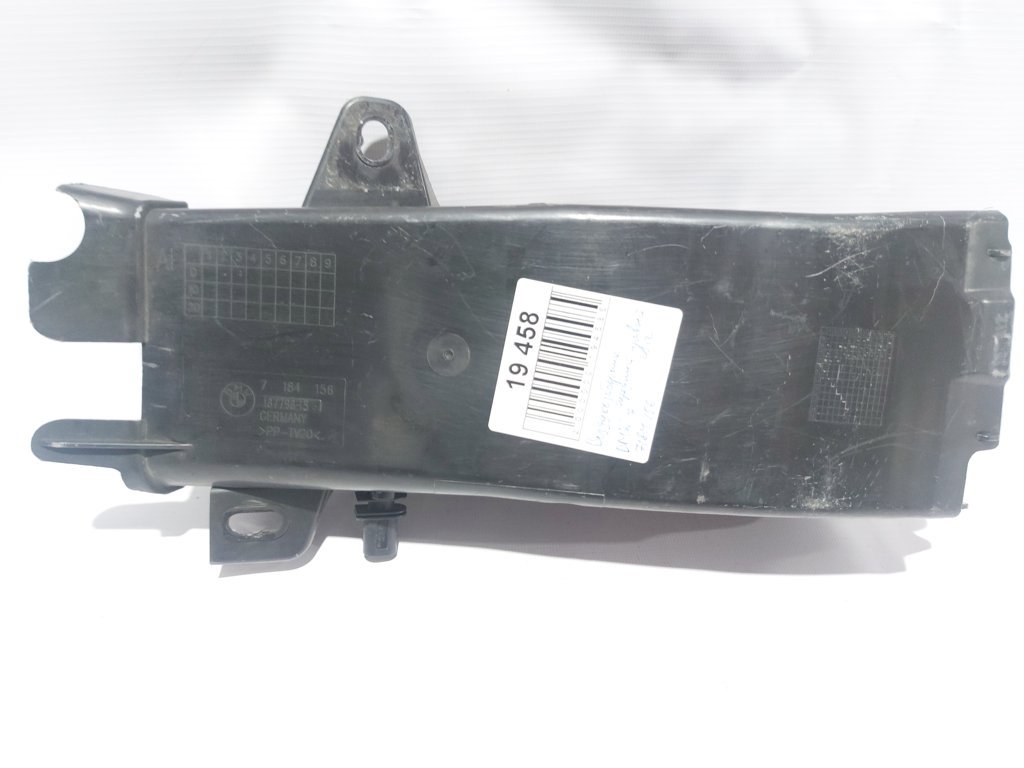 7 series Повітрозабірник передній правий BMW 7 2012 7184156 BMW 7 2