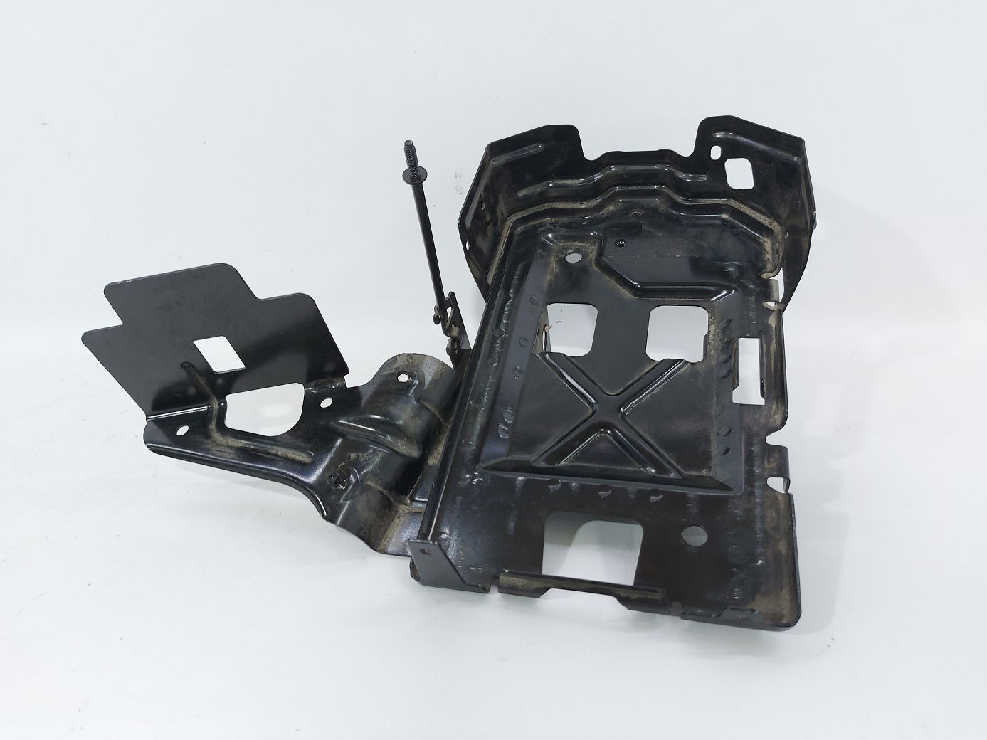 Malibu Подіум АКБ Chevrolet Malibu 2016-2021 84317915 Chevrolet Malibu 7