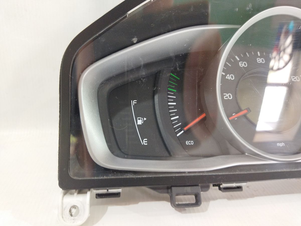 S60 Панель приборов Volvo S60 2014-2018 31327748 Volvo S60 4