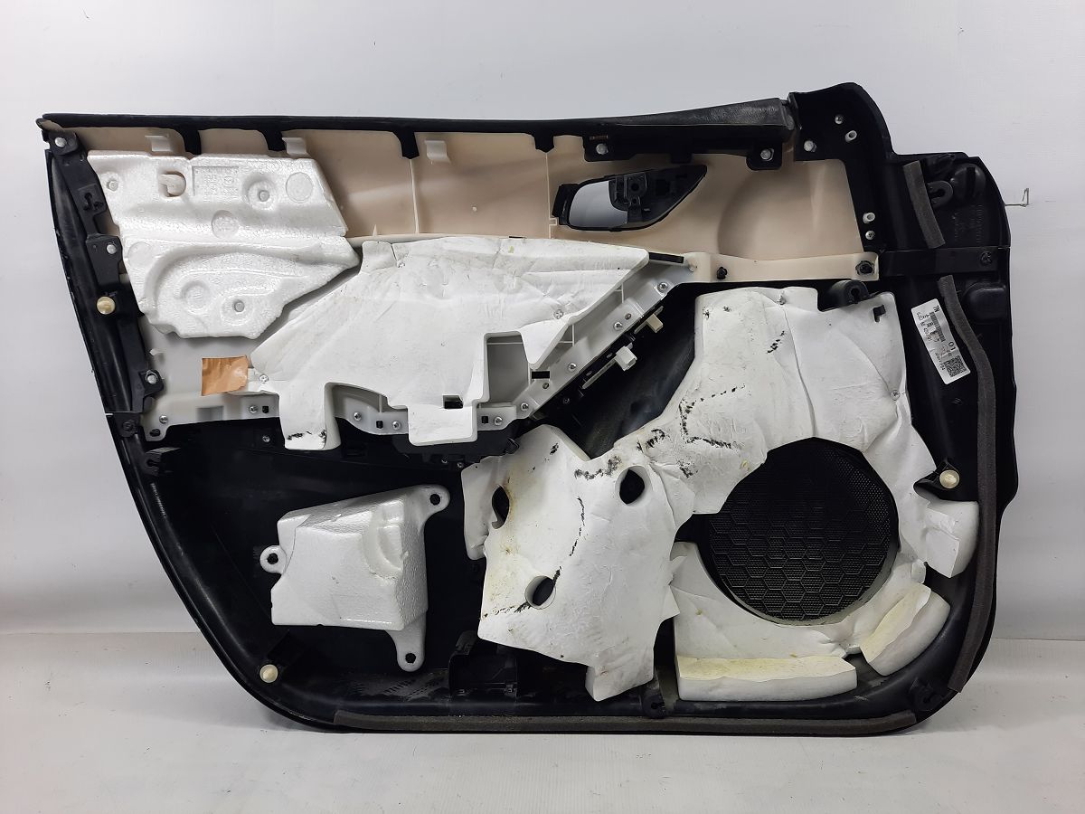 6 Карта двери передней правой (черная с кожей) Mazda 6 2014-2015 GJS368420M01 Mazda 6 5