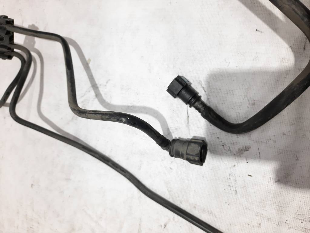 Veloster Топливная магистраль Hyundai Veloster 2012 353202B130 Hyundai Veloster 6