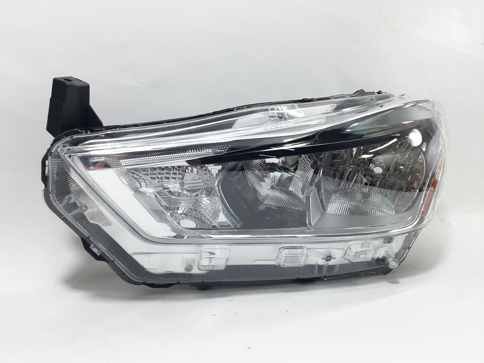 Фари головного світла Фара передня ліва Nissan Kicks 2018-2020 26060-5RL0A Nissan Kicks 4