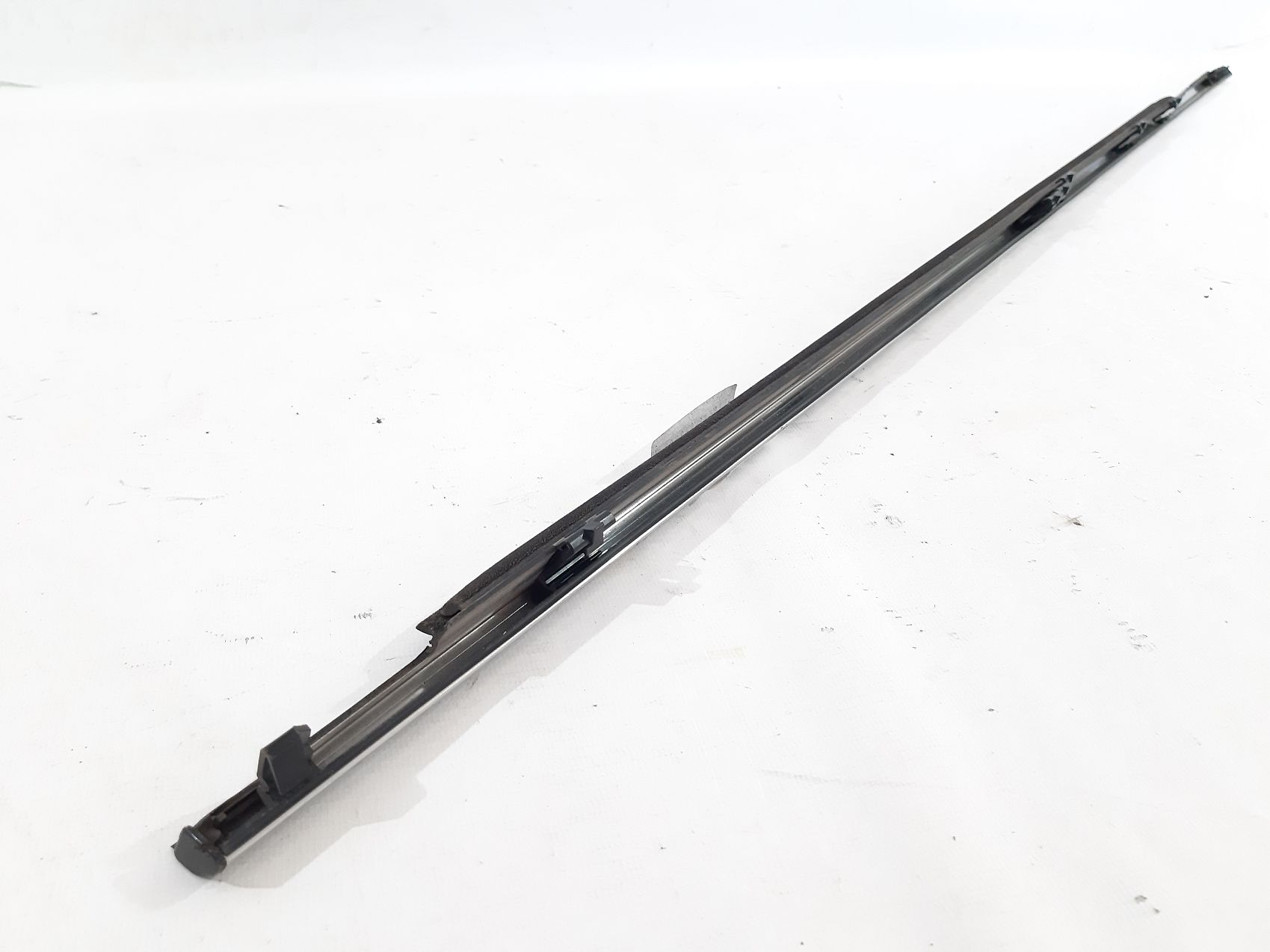 Avalon Уплотнитель стекла (молдинг) двери передней левой Toyota Avalon 2005-2018 75720AC020 Toyota Avalon 4