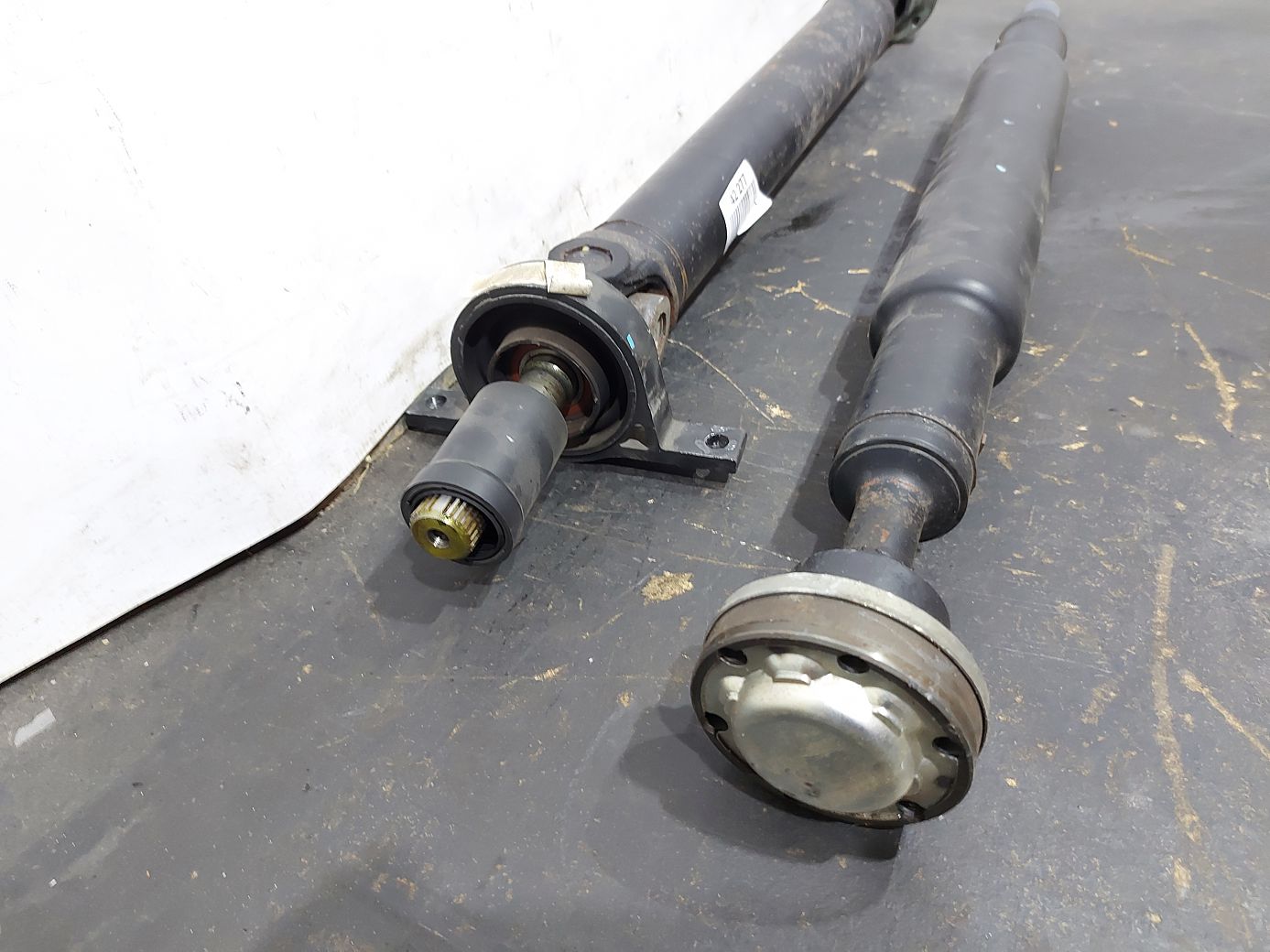 Xf Карданний вал Jaguar XF 2013-2015 C2D20009 Jaguar XF 3 Xf Карданний вал Jaguar XF 2013-2015 C2D20009 Jaguar XF 3