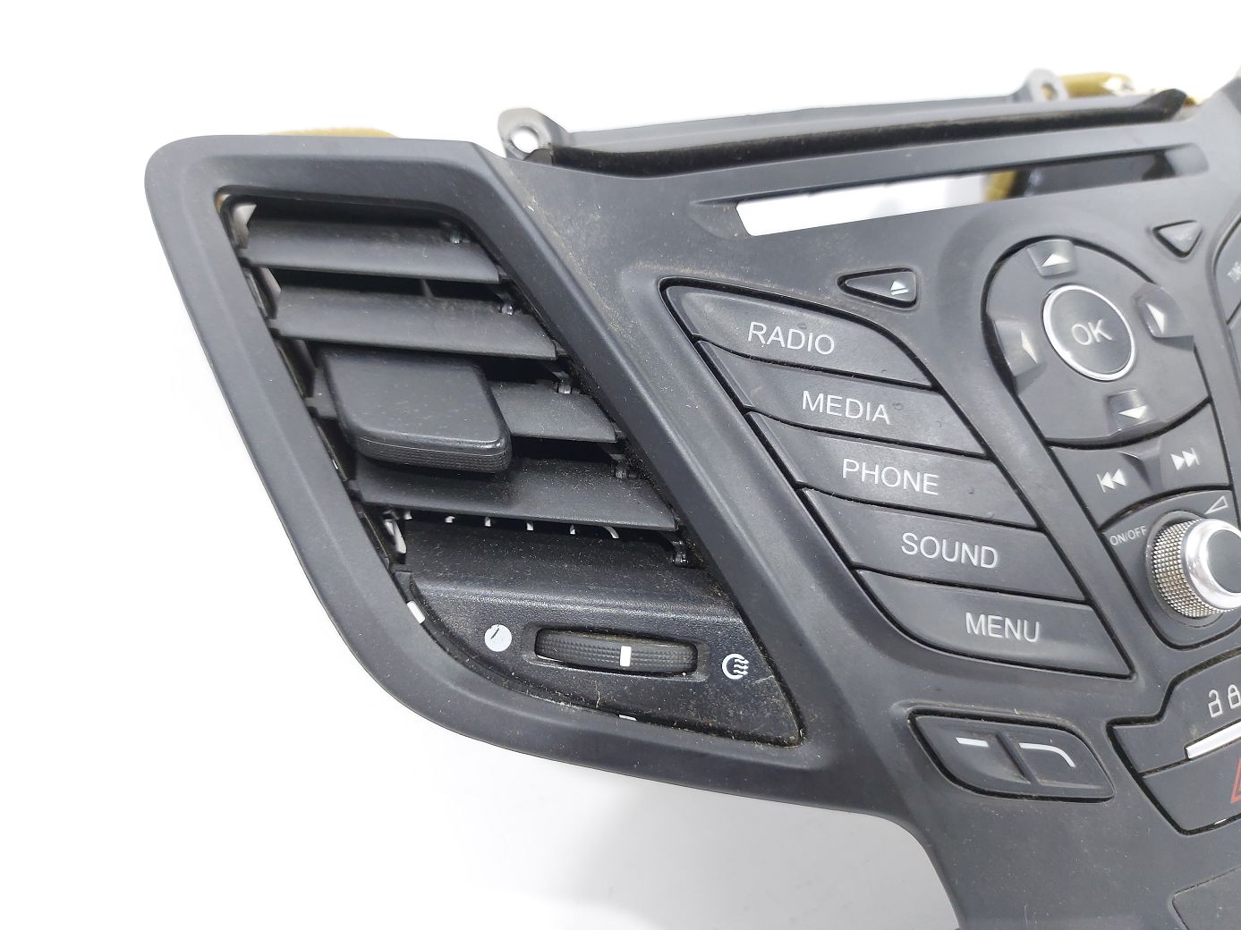 Fiesta sedan Кнопки керування аудіо Ford Fiesta sedan 2014-2015 D2BZ18C858B Ford Fiesta sedan 3