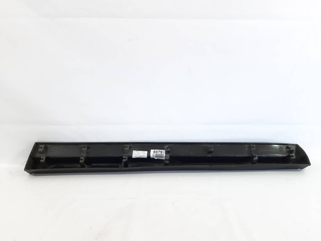 Equinox Молдинг двері передньої лівої нижній Chevrolet Equinox 2014-2017 25824824 Chevrolet Equinox 2