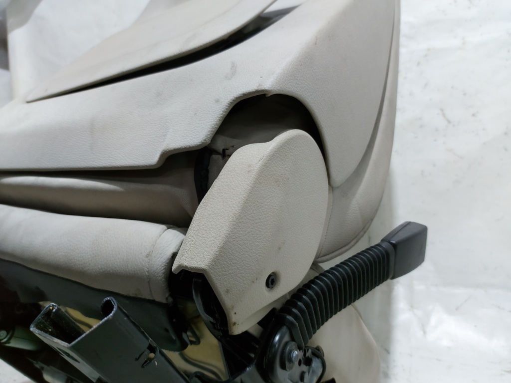 5 series Сиденье переднее левое BMW 5 series 2009-2016 52109160684 BMW 5 series 10