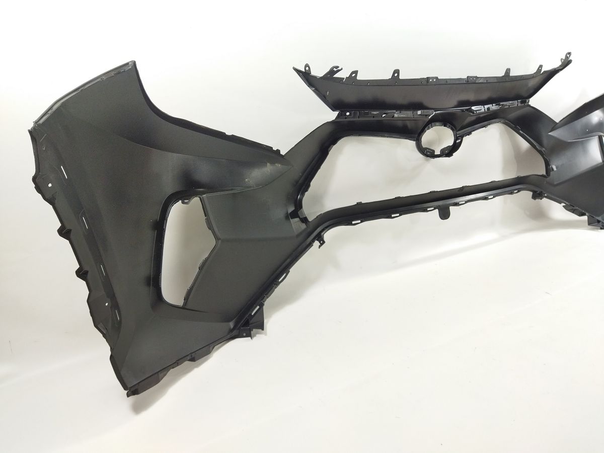 Товары с дефектами Бампер передний (дефект креплений) Toyota RAV-4 2018-2021 521190R919 Toyota RAV-4 9