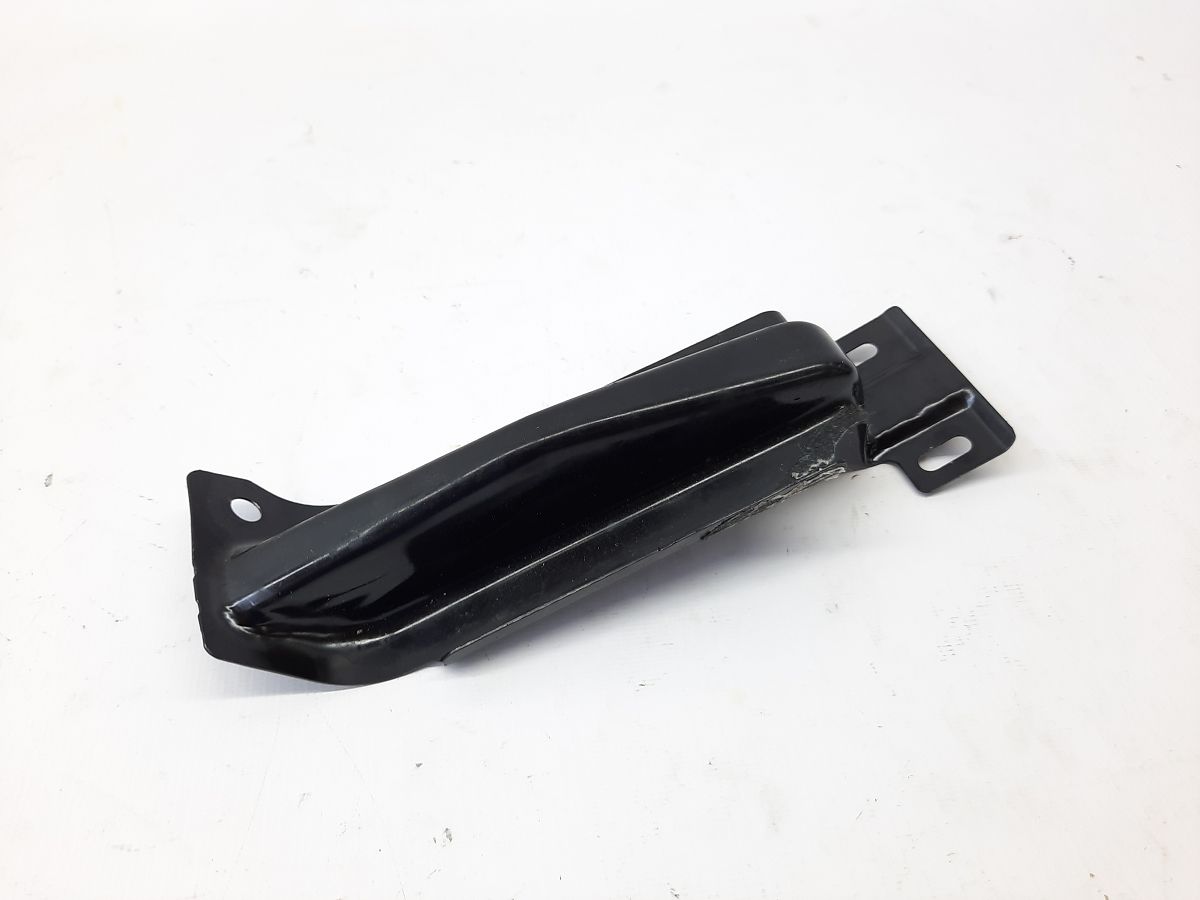 5 series Кронштейн накладки відпочинку ноги BMW 5 series 2010-2017 51479121623 BMW 5 series 2