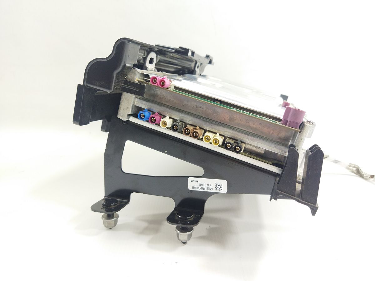 Model 3 Компьютер навигации (сертификатов нет, к WIFI не подключается) Tesla Model 3 2020-2024 168127100G Tesla Model 3 5