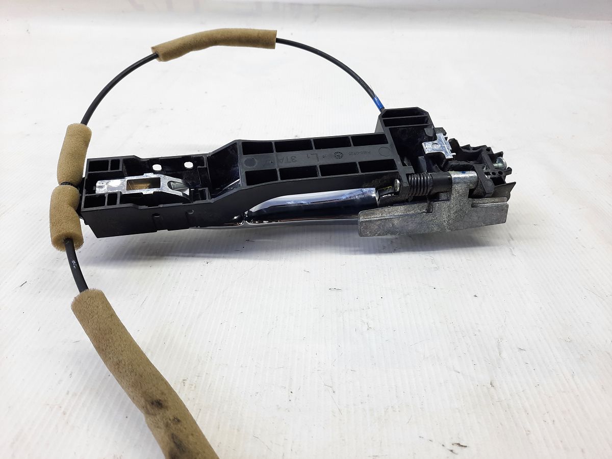 Altima Ручка дверей задньої правої/лівої зовнішня Nissan Altima 2013-2019 826403TA0A Nissan Altima 4