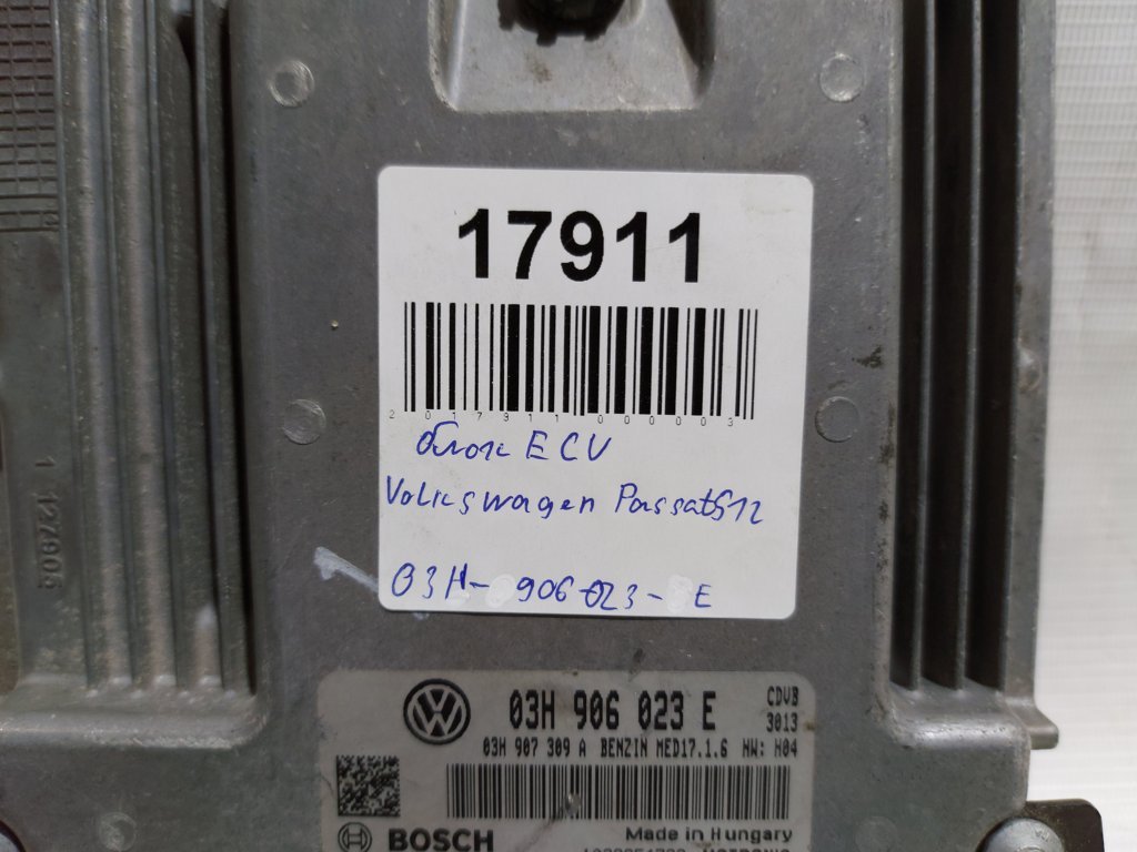Passat s Блок ECU Volkswagen Passat S 2012 03H906023E Volkswagen Passat S 5