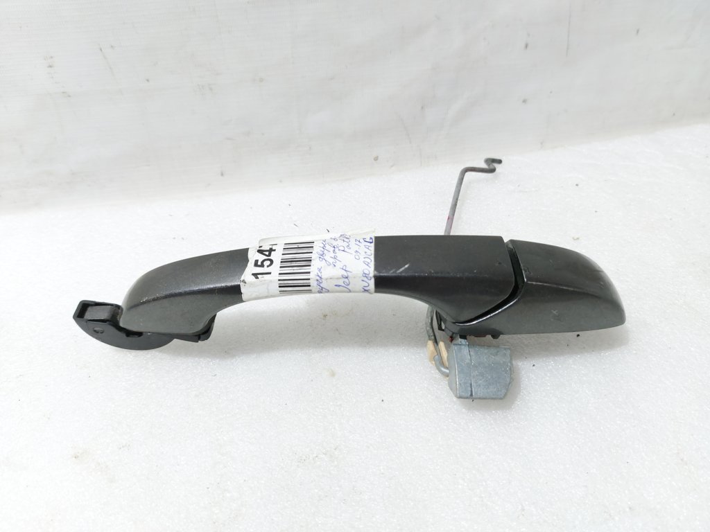 Patriot Ручка дверей передньої правої без циліндра Jeep Patriot 2007-2017 XU80AJCAG Jeep Patriot 8 Patriot Ручка дверей передньої правої без циліндра Jeep Patriot 2007-2017 XU80AJCAG Jeep Patriot 8