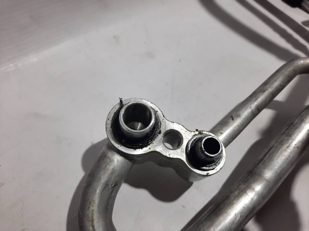 Ats Трубка кондиціонера Cadillac ATS 2013-2017 23369751 Cadillac ATS 10 Ats Трубка кондиціонера Cadillac ATS 2013-2017 23369751 Cadillac ATS 10