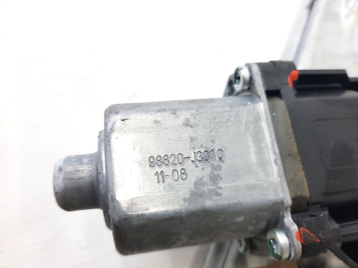 Volt Склопідйомник дверей задньої правої Chevrolet Volt 2011-2015 20998047 Chevrolet Volt 5