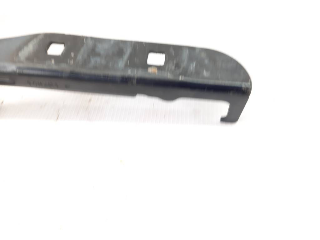 Dart Петля капота правая Dodge Dart 2013-2019 68082130AA Dodge Dart 19