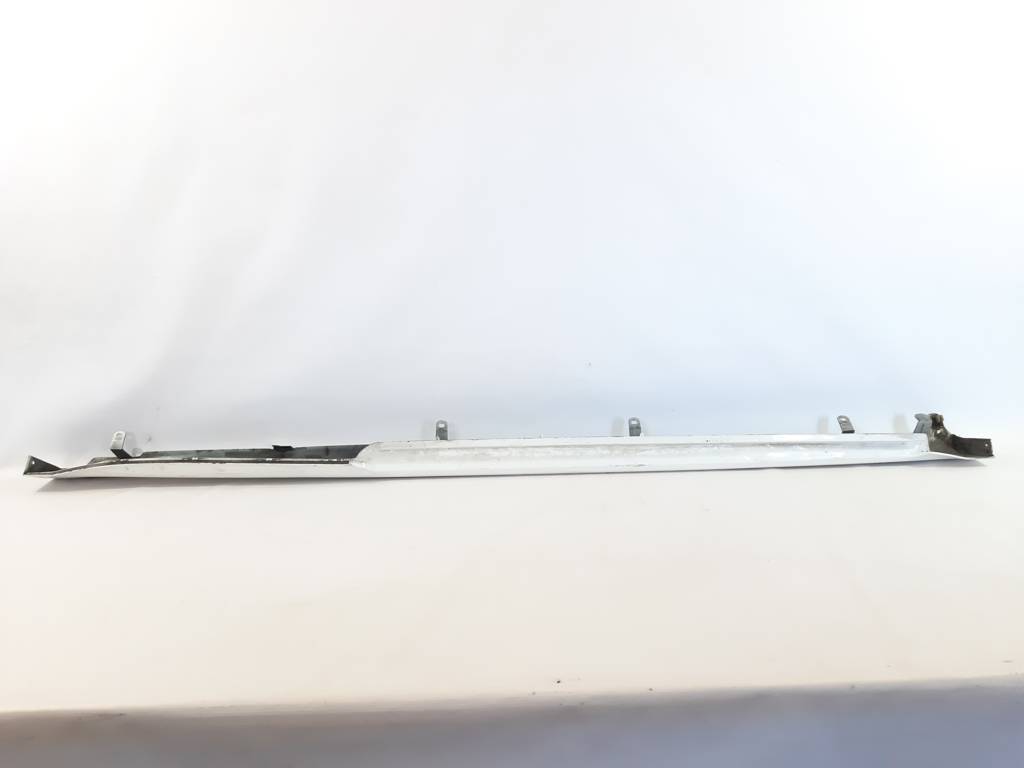 Scion tc Накладка порога права Toyota Scion TC 2005-2010 7690121050A0 Toyota Scion TC 6