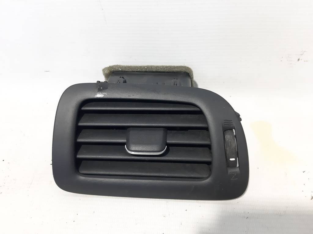 Volt. Повітропровід торпеди правий Chevrolet Volt 2011-2015 22878230 Chevrolet Volt