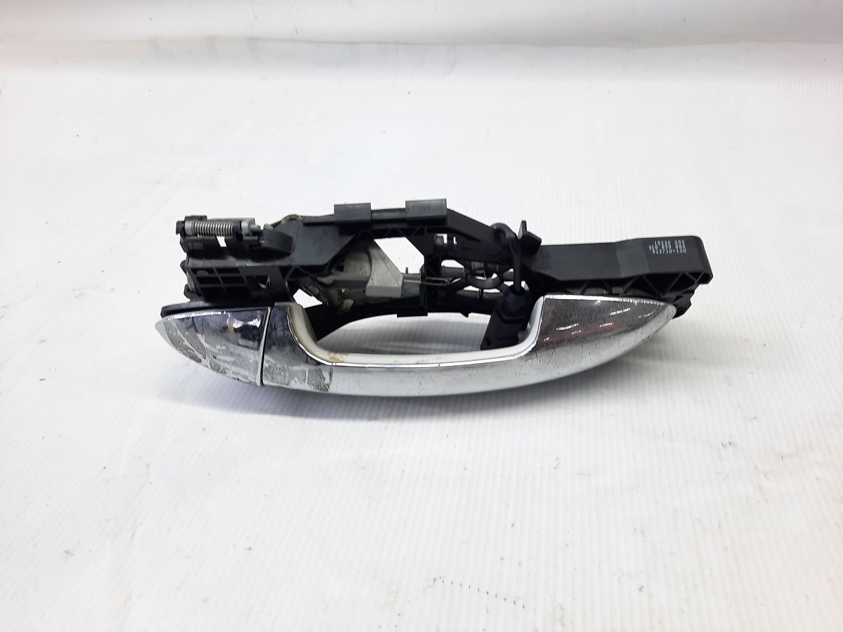 Passat cc Ручка дверей передньої правої зовнішня/без кронштейна Volkswagen Passat CC 2009-2016 3C0837206GRU Volkswagen Passat CC 2