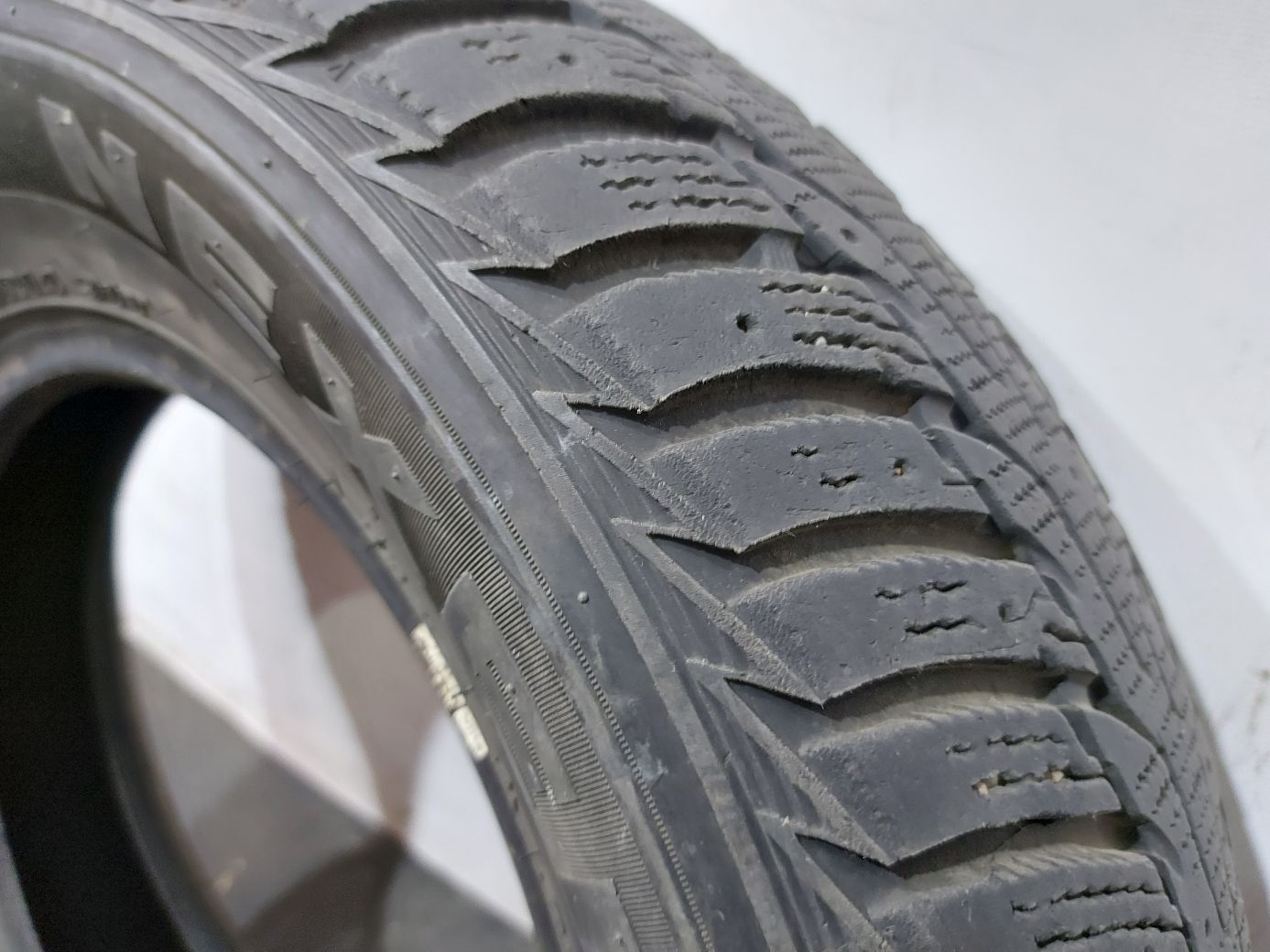  Гума Nexen Winguard 195/70R14 (L 300) 3
