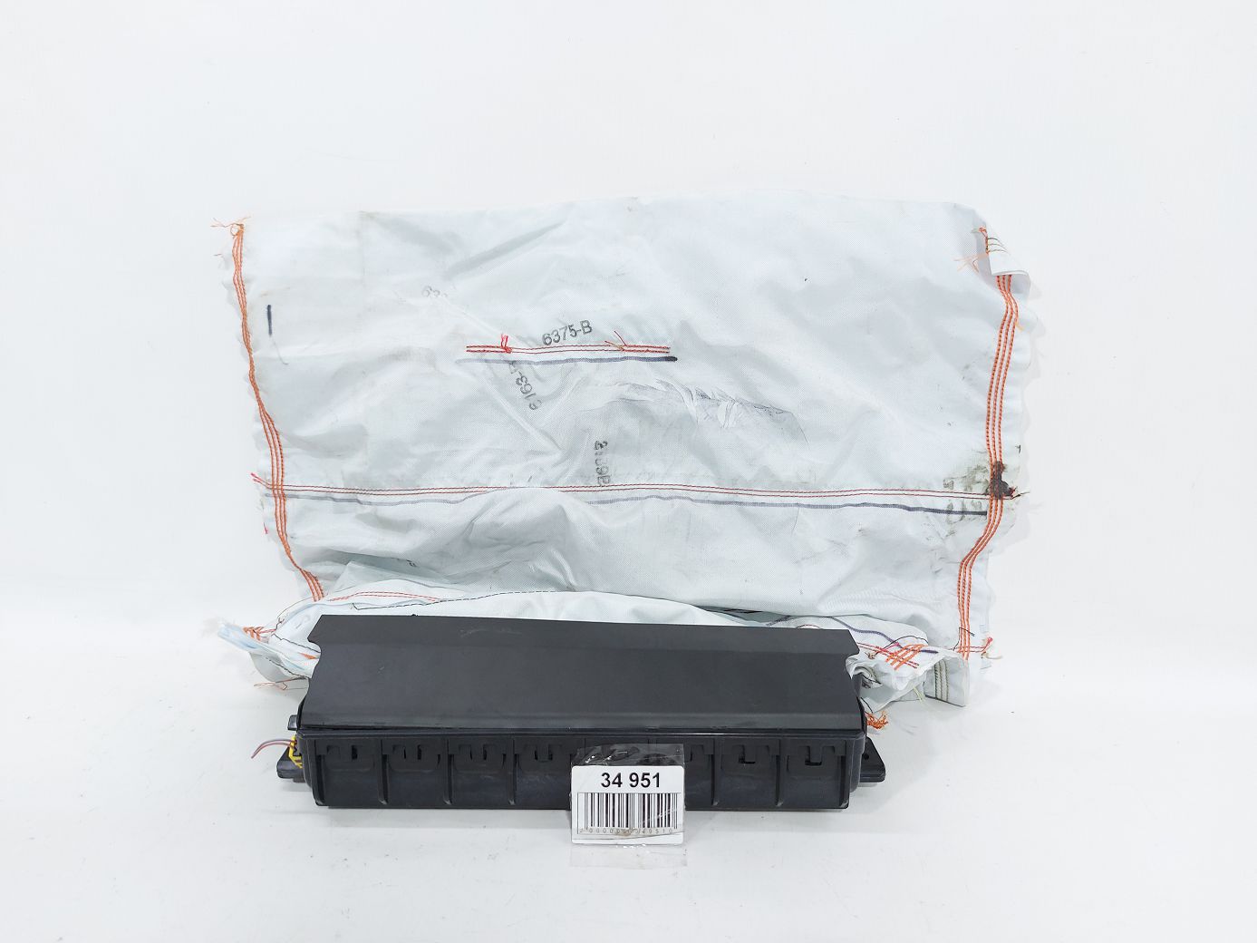 Trax. Air Bag ног левый (сработавший) Chevrolet Trax 2015-2017 95259946 Chevrolet Trax