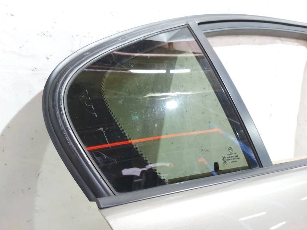 328i xdrive Дверь задняя правая BMW 328i xDrive 2006-2011 41007203648 BMW 328i xDrive 10