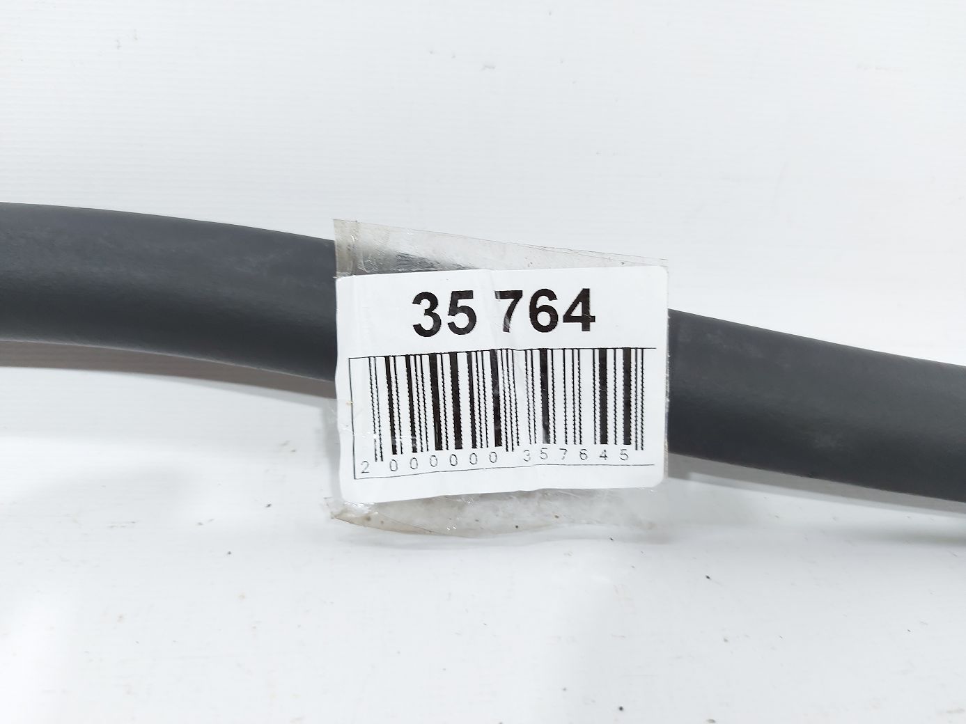 Dart Ущільнювальна гумка прорізу дверей передньої лівої/правої Dodge Dart 2013-2014 68085076AF Dodge Dart 17