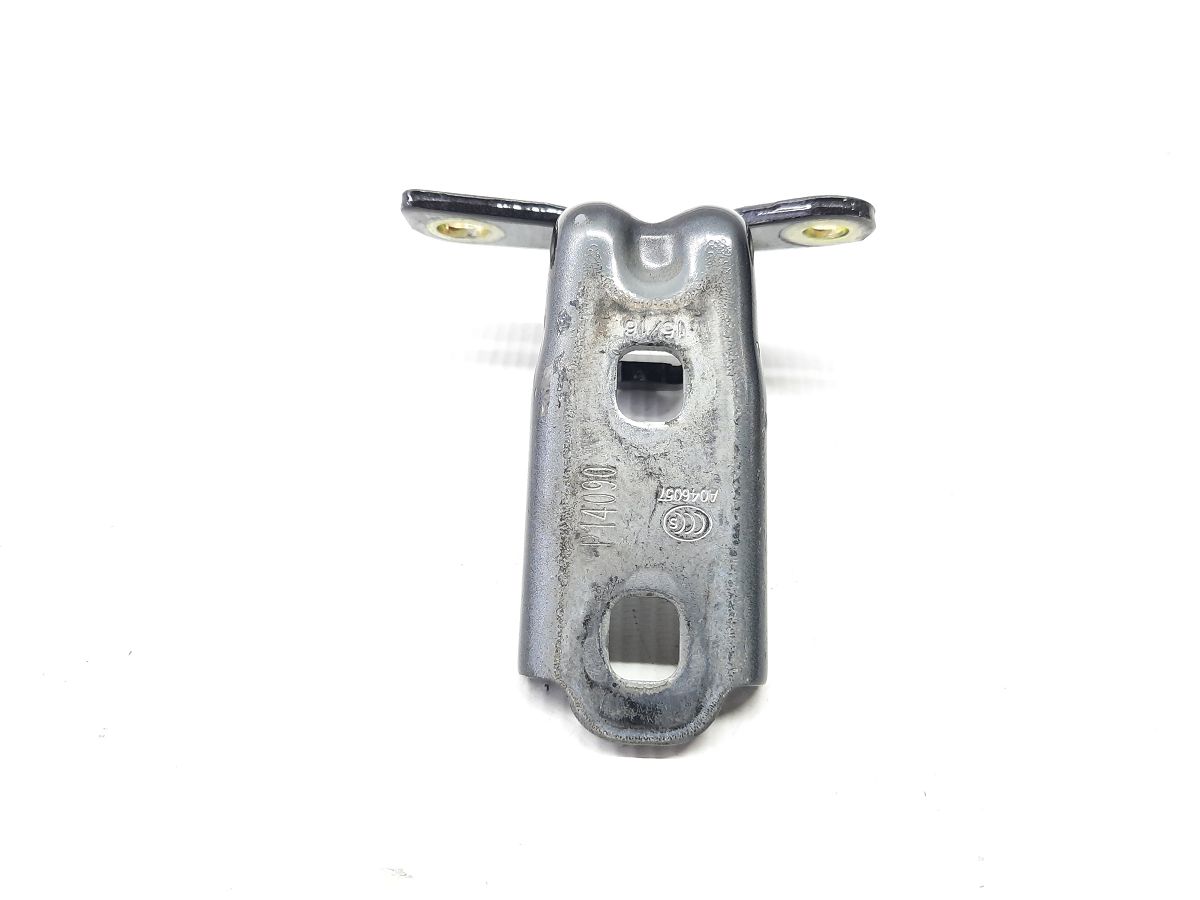 Cruze Петля двері задньої правої нижня Chevrolet Cruze 2011-2016 13501716 Chevrolet Cruze 4 Cruze Петля двері задньої правої нижня Chevrolet Cruze 2011-2016 13501716 Chevrolet Cruze 4