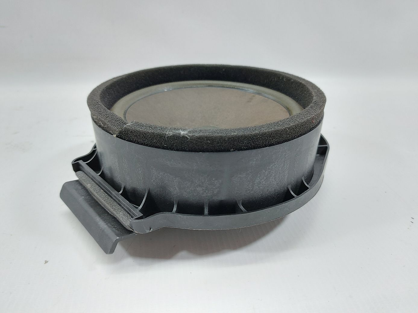 Volt Динамик двери передней правой Chevrolet Volt 2011-2015 22759390 Chevrolet Volt 2