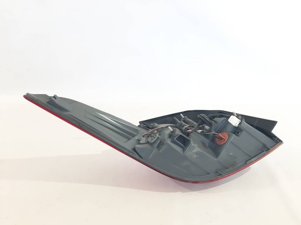 Elantra Фонарь задний правый KOREAN (скол) Hyundai Elantra 2011-2013 924023X050 Hyundai Elantra 4